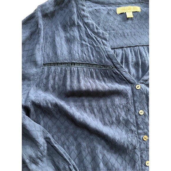 Skies Are Blue Navy Blue Peasant Top 3/4 Button Split Neck - Picture 4 of 9